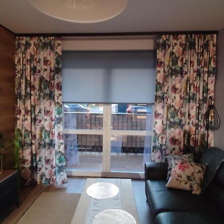 Lux Apartament Odkryj - Bieszczady Ustrzyki Dolne Luaran gambar